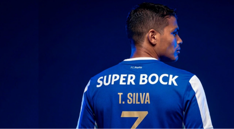 portu-tiaqu-silva-ile-muqavile-imzalayib