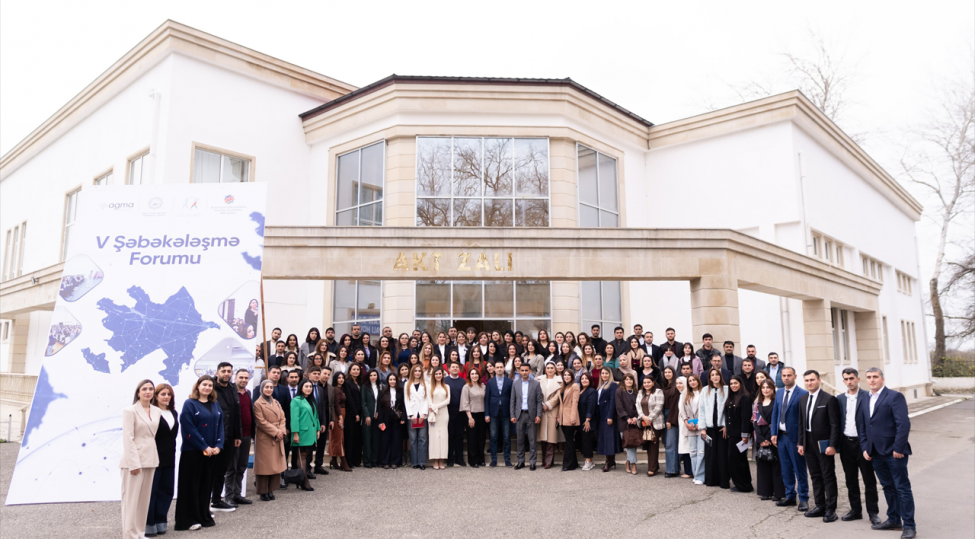 tehsil-istirahet-merkezinde-genc-muellimlerin-v-shebekeleshme-forumu-ugurla-basha-chatib