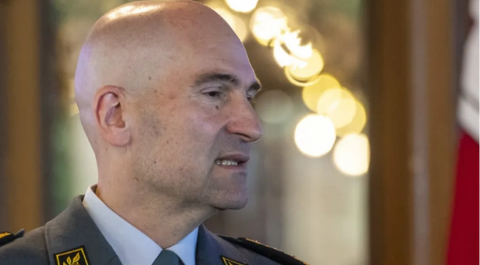 mudafie-naziri-resmi-bern-rusiya-terefinden-artan-riskler-fonunda-herbi-xerclerini-artirmalidir