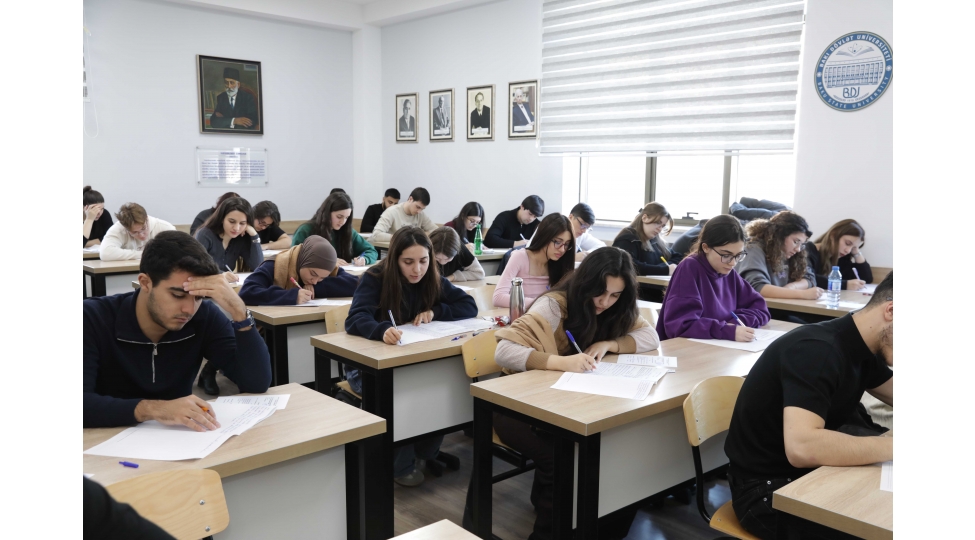 bdu-da-qish-imtahan-sessiyasinda-22-mine-yaxin-telebe-ishtirak-edir