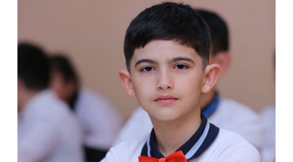 shagird-dem-qazindan-bogulub-oldu-anasinin-veziyyeti-agirdir