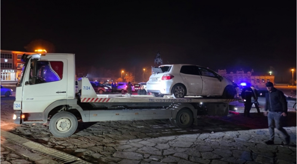 naxchivanda-avtomobil-ashib-surucu-xesaret-alib