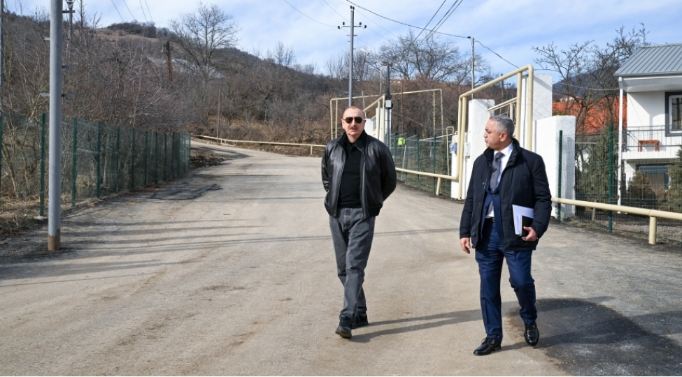 prezident-ilham-eliyev-agdere-rayonunun-chapar-kendinde-gorulmush-ishlerle-tanish-olub-yenilenibfoto
