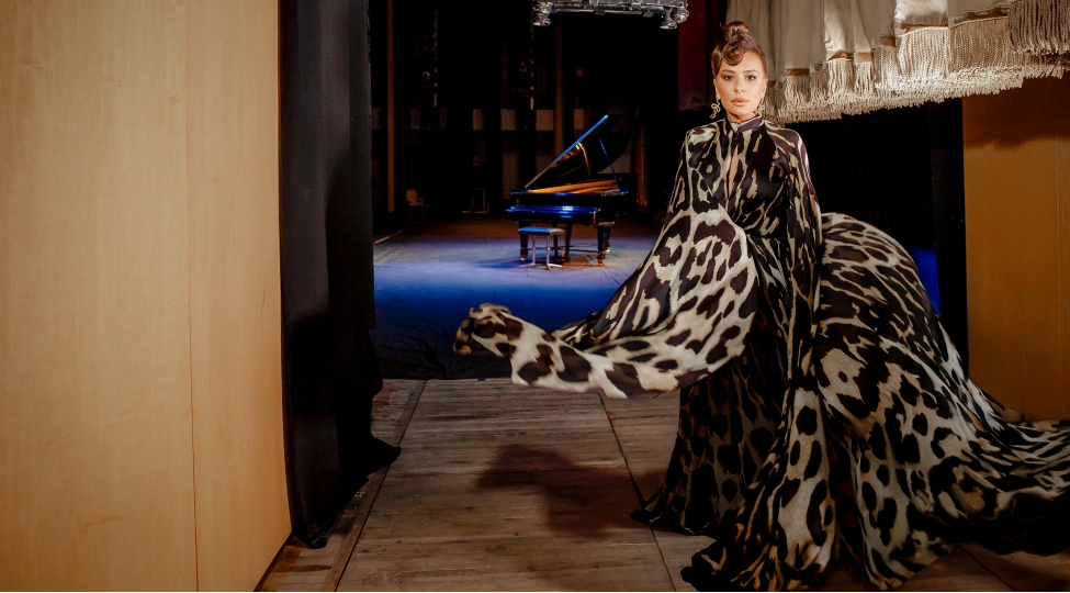 xalq-artisti-tunzale-agayeva-yene-de-goz-oxshadi