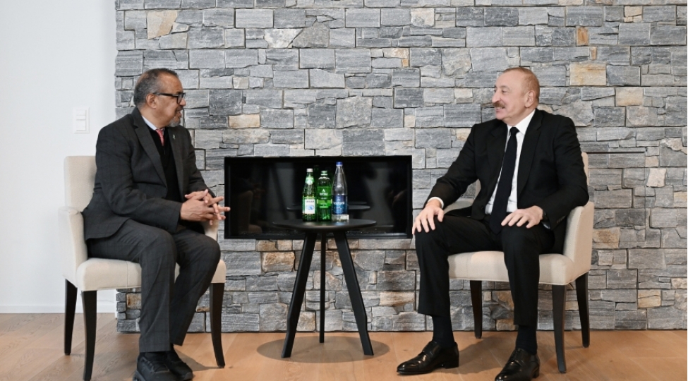 prezident-ilham-eliyevin-davosda-umumdunya-sehiyye-teshkilatinin-bash-direktoru-ile-gorushu-olub