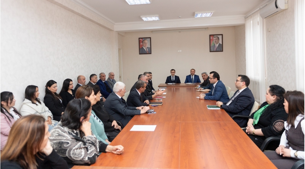 nazir-mecnun-memmedov-oguzda-vetendashlari-qebul-edib