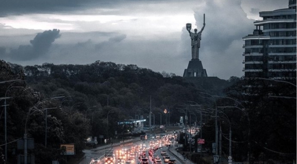 kiyevde-800-min-insan-hele-de-elektrik-enerjisiz-qalir