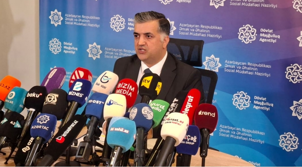 suni-intellekt-ish-yerlerinin-azalmasina-sebeb-olur