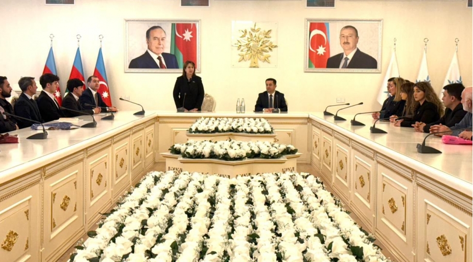 deputat-mehriban-veliyevanin-teshebbusu-ile-sumqayitda-odenishsiz-huquqi-yardim-aksiyasi-kechirilib