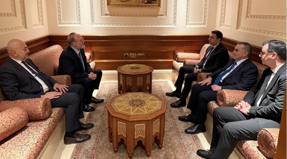 azerbaycanla-oman-arasinda-opera-seneti-sahesinde-emekdashliq-muzakire-olunub