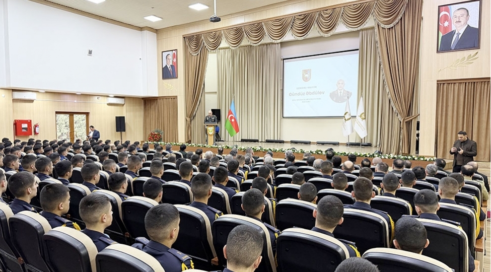 strateji-arashdirmalar-ve-dovlet-mudafiesini-idareetme-akademik-kursunun-buraxilish-merasimi-kechirilib