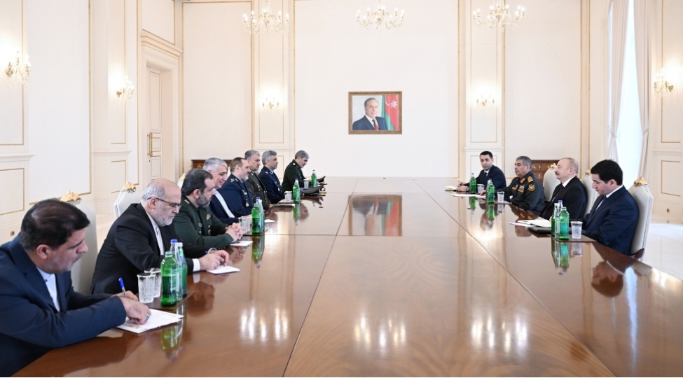 prezident-iranin-mudafie-nazirini-qebul-etdi-foto