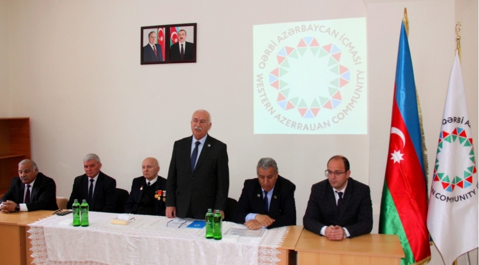 dashkesen-rayonunun-bayan-kendinde-qerbi-azerbaycanlilarla-gorush-kechirilib