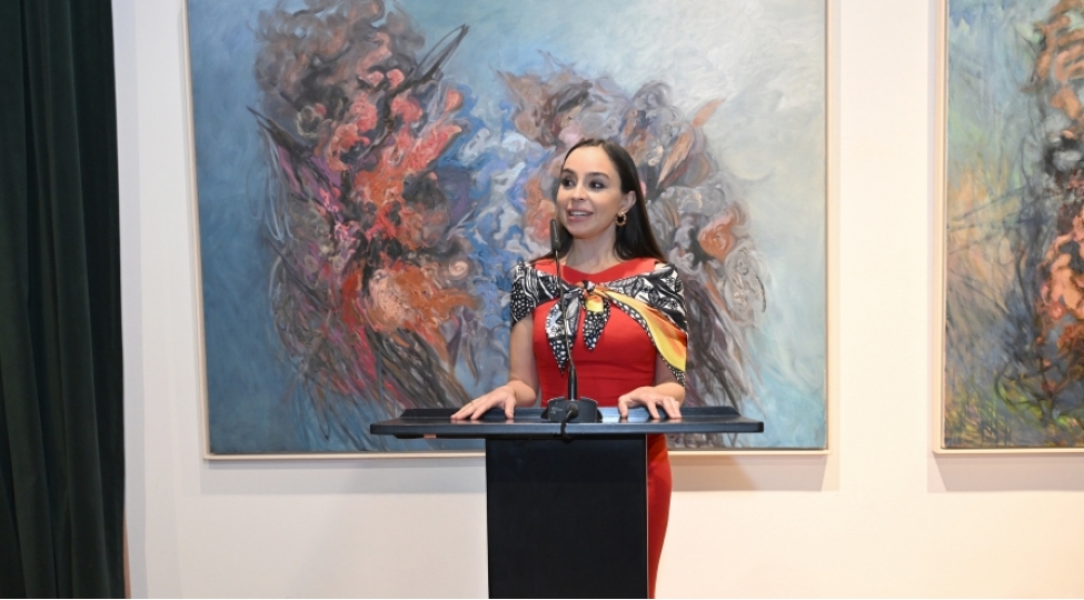 tiranada-mama-ana-tebiet-beynelxalq-incesenet-sergisi-achilib