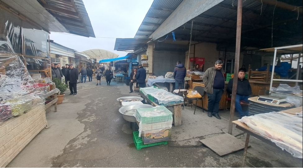 ucar-ticaret-merkezi-mmc-ye-mexsus-bazarda-yoxlama-kechirilib