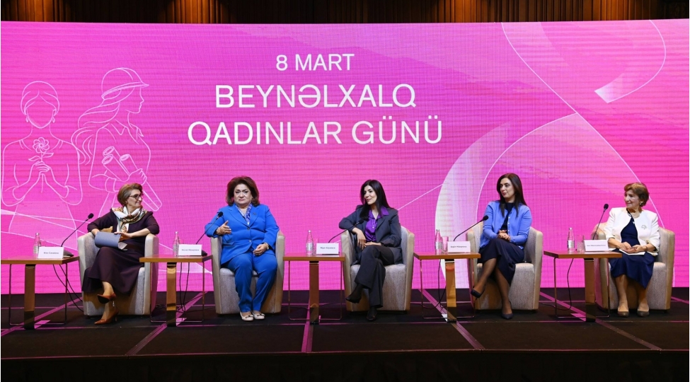 idareetmede-qadinlarin-rolu-ve-enerji-sektorunda-inkluziv-inkishafi-muzakire-olunub