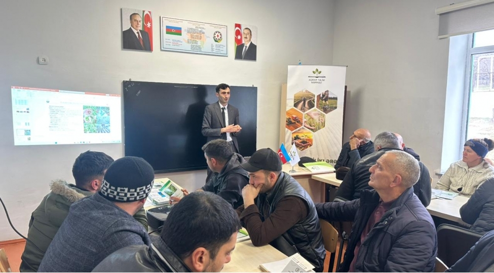 agderede-kend-sakinlerinin-aqrar-bilik-ve-bacariqlarinin-artirilmasina-yonelmish-telim-proqrami-ugurla-yekunlashib