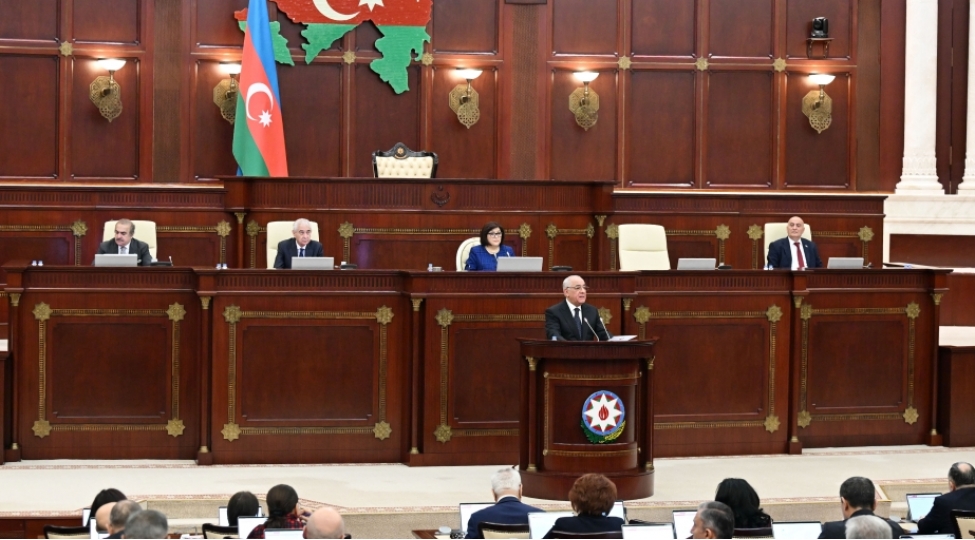 milli-meclis-hokumetin-hesabatini-qebul-edib-2