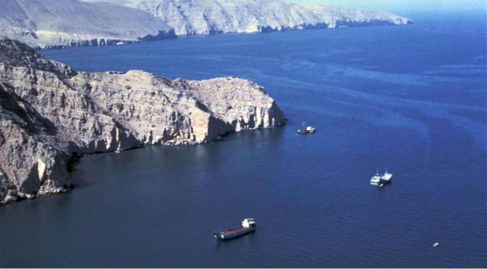 hormuz-bogazi-18-gundur-baglidir