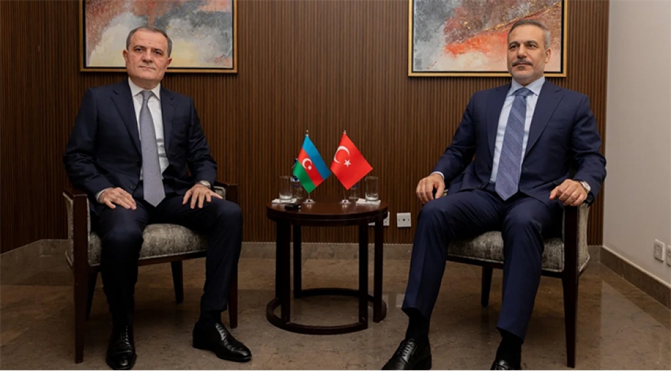 ceyhun-bayramovla-hakan-fidan-arasinda-er-riyadda-gorush-kechirilib