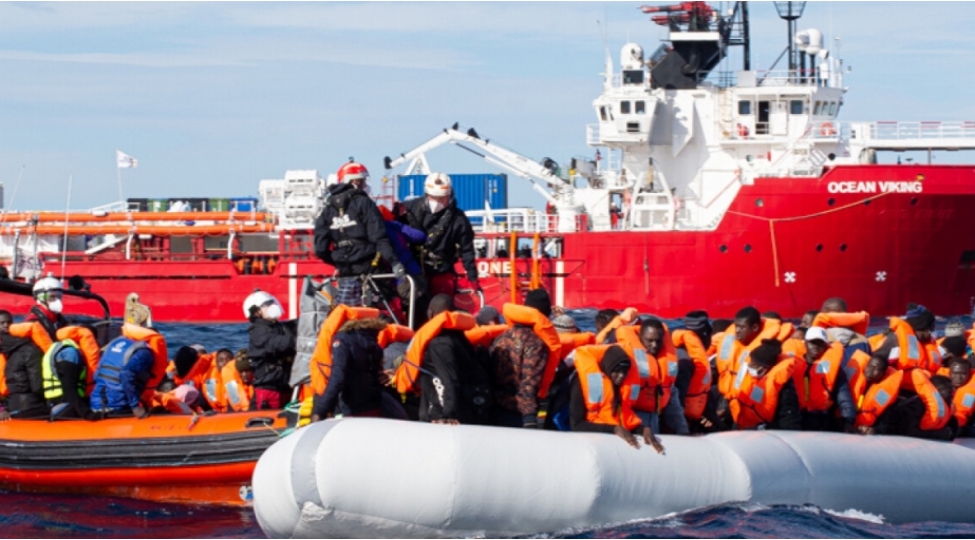 tunisin-cenub-sahillerinde-firtinaya-dushen-116-miqrant-xilas-edilib