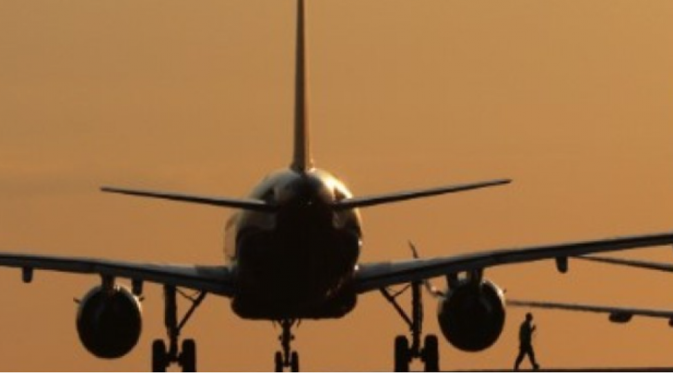 behreyn-ve-kuveyt-hava-mekanlarini-en-azi-daha-12-saat-bagli-saxlayacaqlar