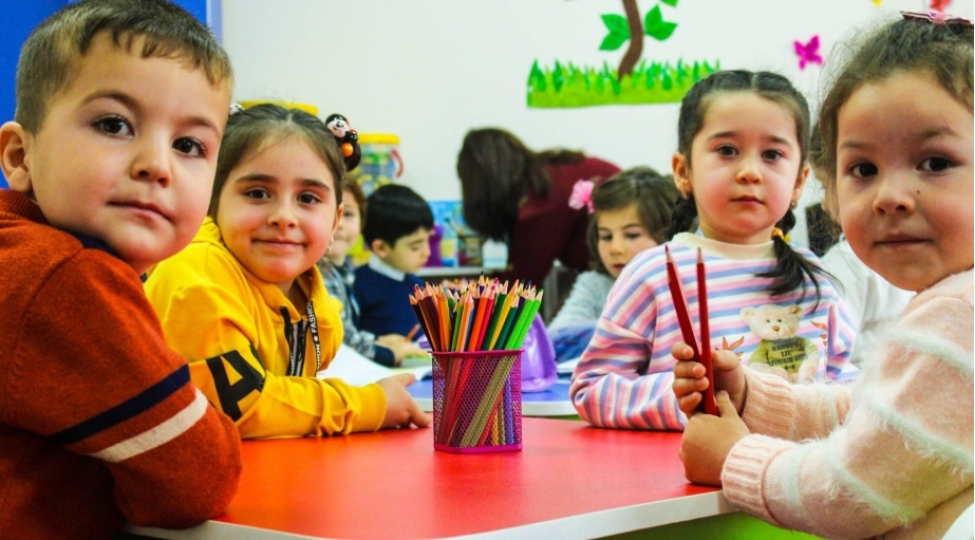 azerbaycanda-mektebeqeder-tehsilin-ehate-dairesi-genishlenib-unesco-nun-hesabati