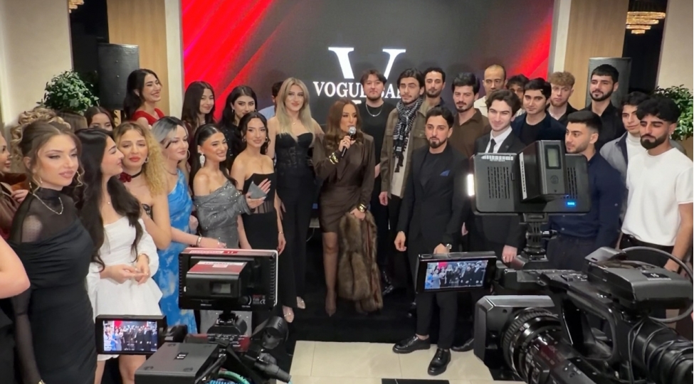 xalq-artisti-tunzale-agayeva-miss-mister-of-azerbaijanin-finalchilari-ile-bir-arada-fotovideo