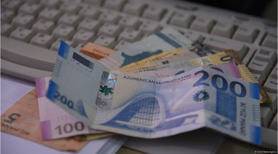 inshaat-ve-tikinti-sektoruna-kredit-qoyulushu-artib