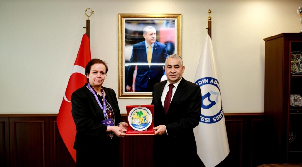 baki-qizlar-universitetinin-numayende-heyeti-turkiyede-kechirilen-elmi-tedbirde-ishtirak-edib