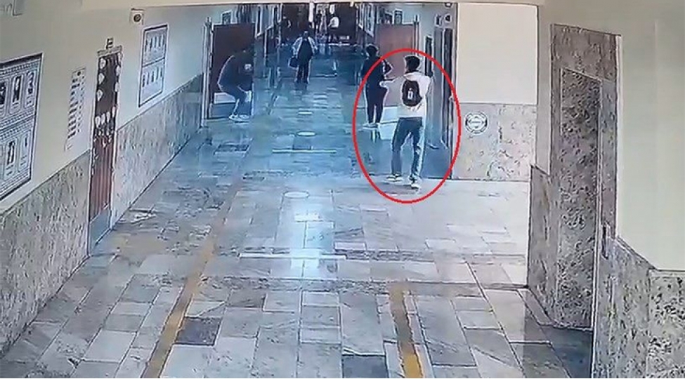 turkiyede-liseye-silahli-hucum-ani