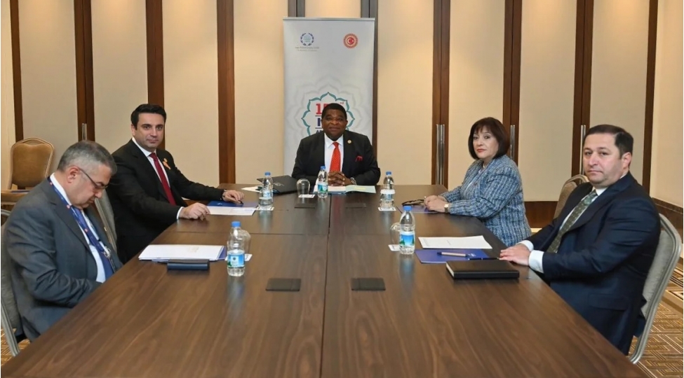 ermenistan-ve-azerbaycan-parlament-sedrleri-temaslarin-davami-barede-razilashiblar