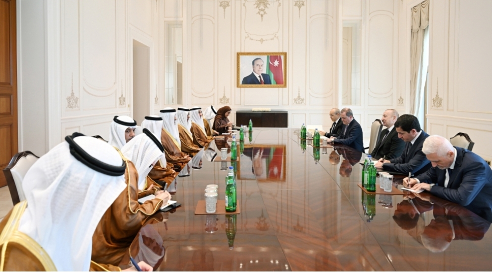 azerbaycan-prezidenti-ilham-eliyev-birleshmish-ereb-emirliklerinin-numayende-heyetini-qebul-edib