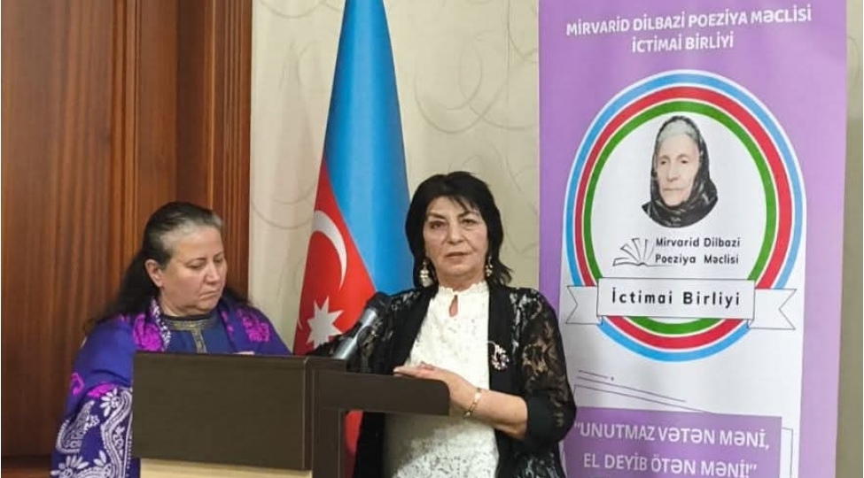 onu-zaman-sechib-kitabinin-teqdimati-olub