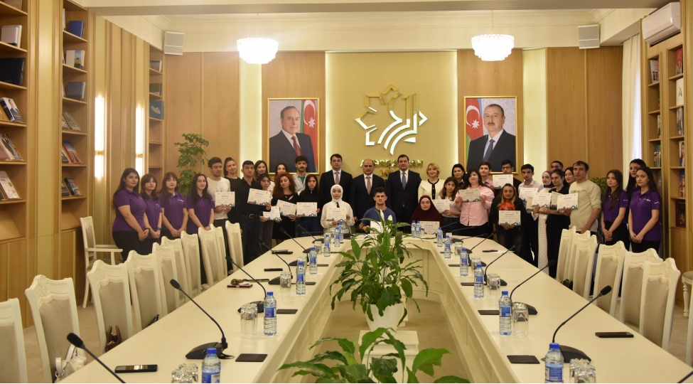 imkanlar-her-kes-uchun-sosial-layihesinin-ishtirakchilarina-sertifikatlar-teqdim-olunub-2