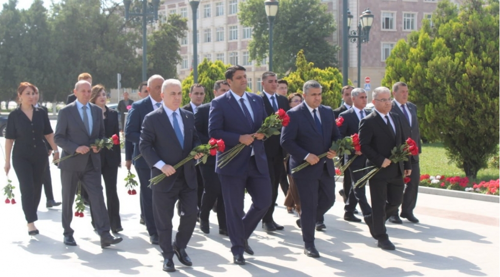 yap-nizami-rayon-teshkilati-milli-qurtulush-gununu-naxchivanda-silsile-tedbirlerle-qeyd-edib