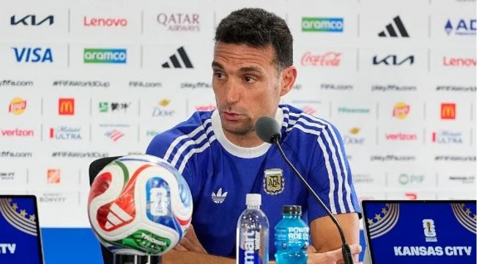 messi-istediyi-muddetce-dunyanin-en-yaxshisi-olmaga-davam-edecek-lionel-skaloni