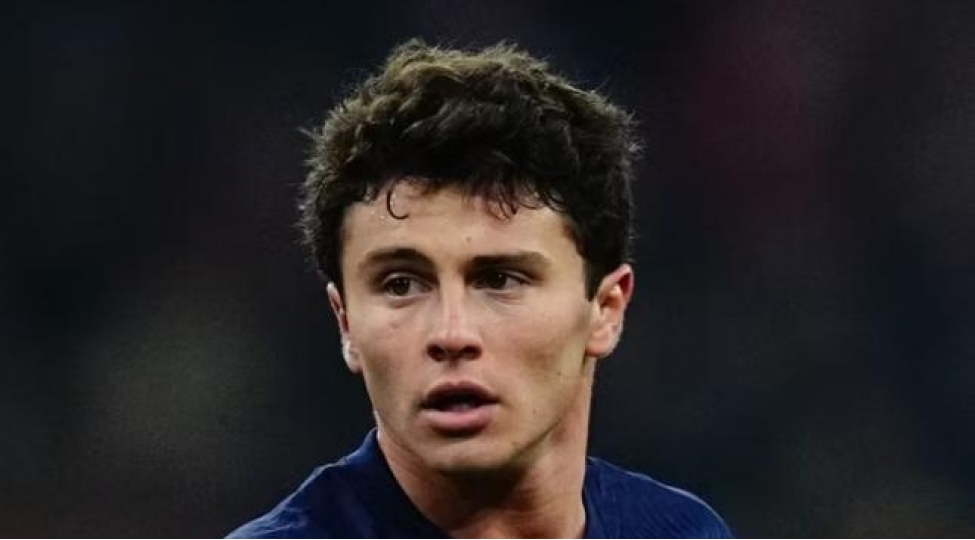 qisaboy-olsa-da-rekorda-hazirlashir