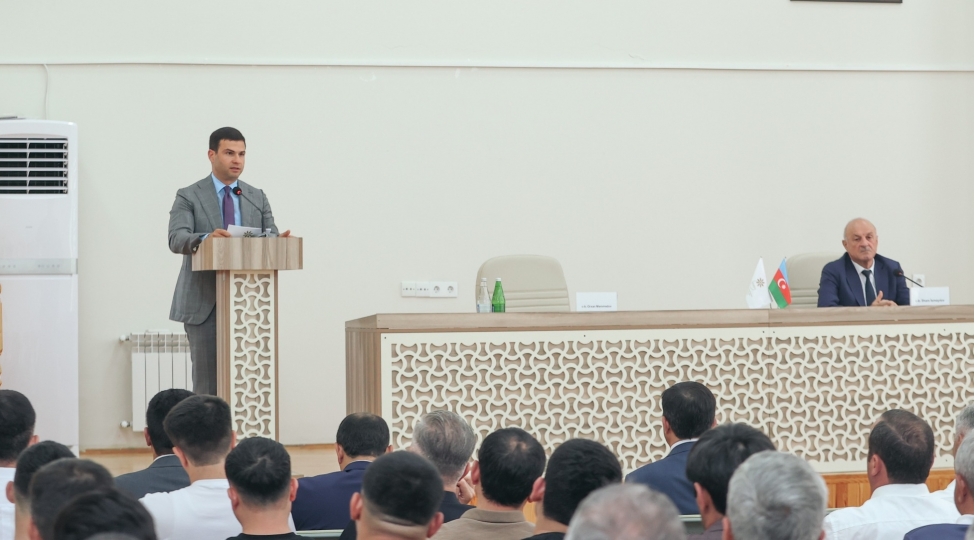 sahibkarlarla-novbeti-gorush-mingechevir-sheherinde-teshkil-olunub