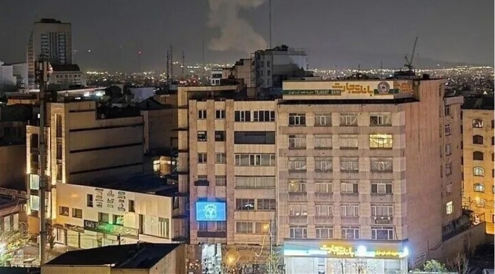 iran-mediasi-olkenin-cenub-sheherlerinde-partlayish-sesleri-eshidilir