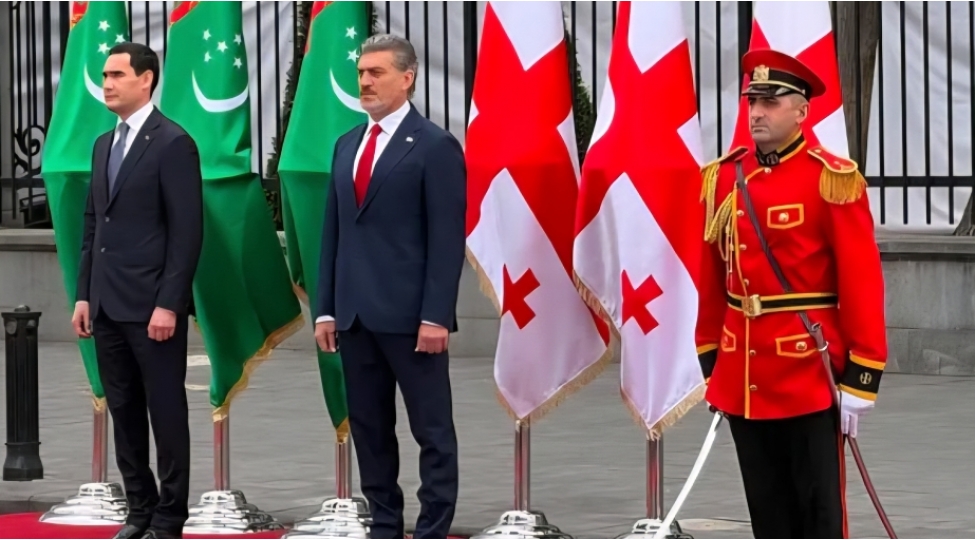 turkmenistan-prezidenti-gurcustanda-seferdedir
