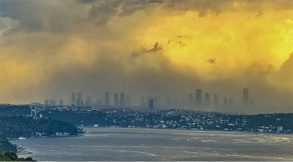 guclu-firtina-istanbul-hava-limanlarinin-fealiyyetini-pozub