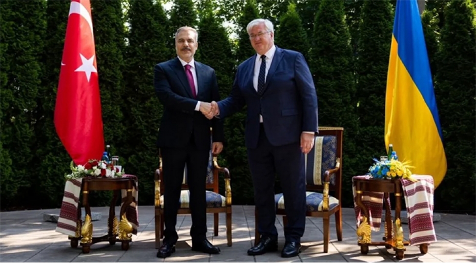 hakan-fidan-ukraynali-hemkari-ile-rusiya-ukrayna-muharibesini-muzakire-edib
