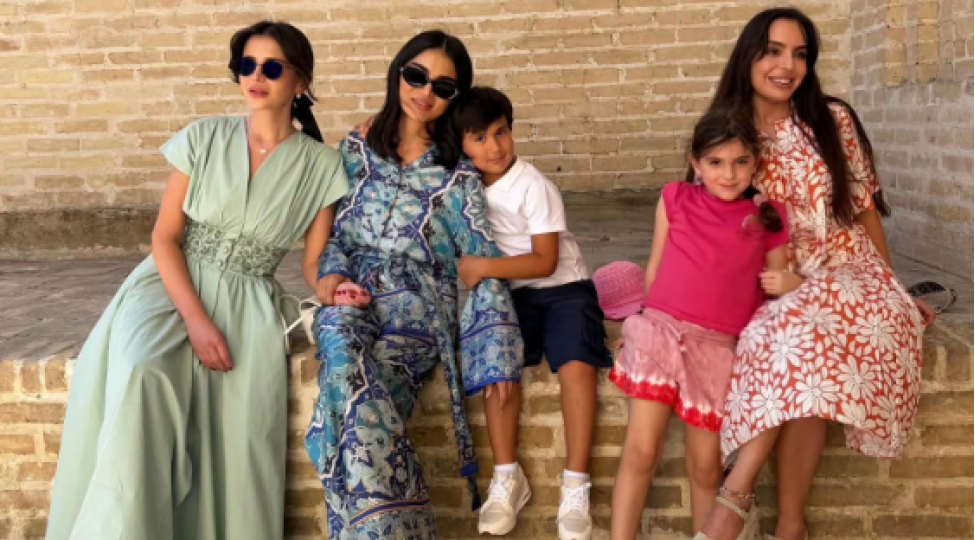 leyla-eliyeva-shavkat-mirziyoyevin-qizlari-ile