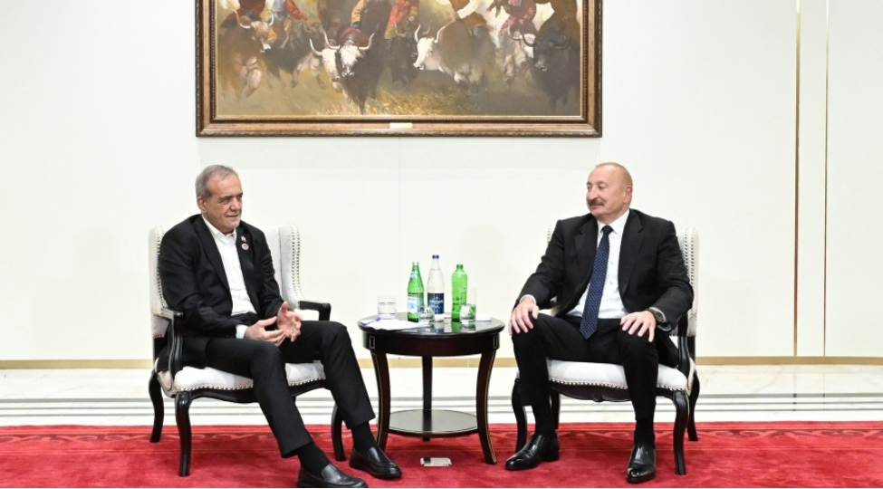 prezident-ilham-eliyevin-sosial-media-hesablarinda-mesud-pezeshkianla-gorushune-dair-paylashim-edilib