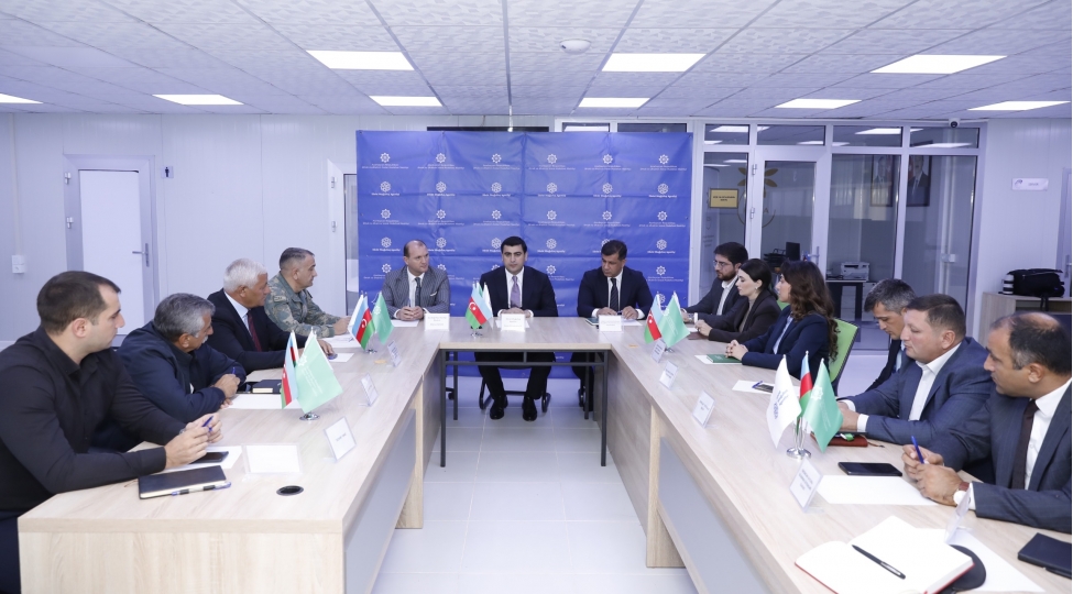 kelbecerde-ilk-emek-yarmarkasi-kechirilib-90-dan-chox-vakansiya-teqdim-edilib