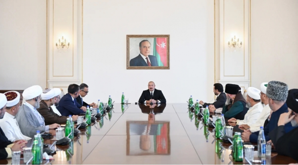 prezidentin-sosial-shebeke-hesablarinda-beynelxalq-konfranslarin-ishtirakchilarin-qebuluna-dair-paylashim-edilib