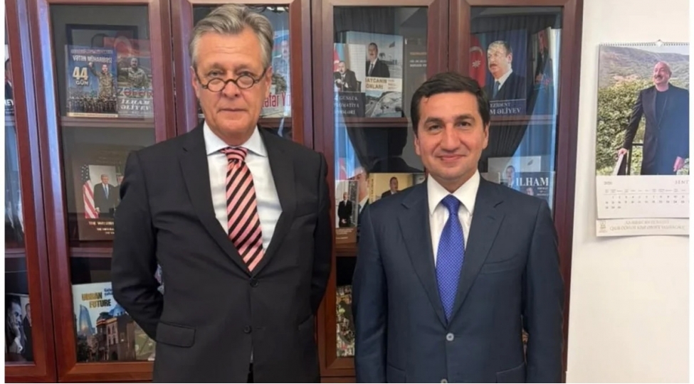 hikmet-haciyev-ve-almaniya-sefiri-ikiterefli-emekdashligin-perspektivlerini-muzakire-edibler
