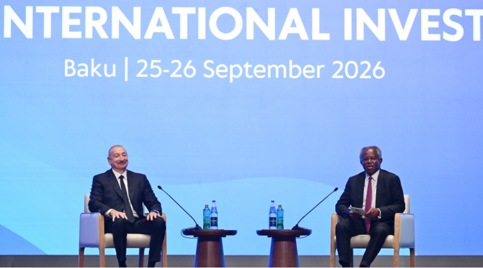 prezident-ilham-eliyev-ii-azerbaycan-beynelxalq-investisiya-forumu-cherchivesinde-kechirilen-tedbirde-ishtirak-edir