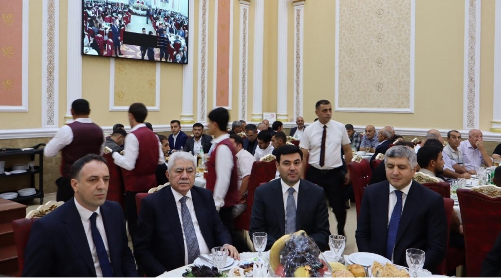 deputat-agalar-veliyev-shehid-aileleri-ile-gorushdu-ehsan-merasimi-teshkil-olundu